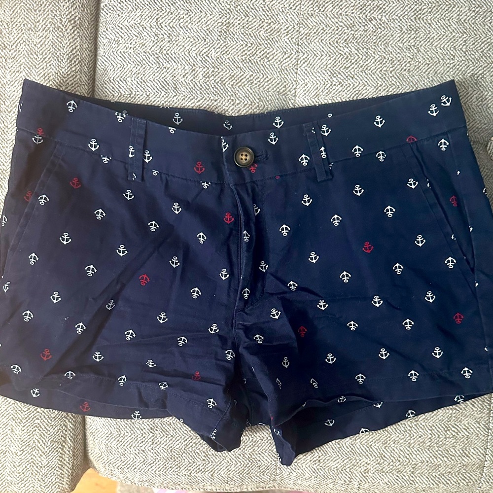Uniqlo Navy Anchor chino shorts